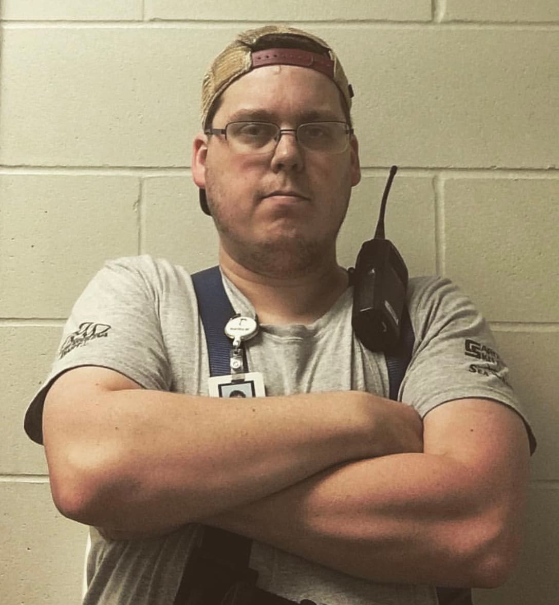 물류 창고 작업자 (CC BY-SA 3.0 / Wikimedia Commons)