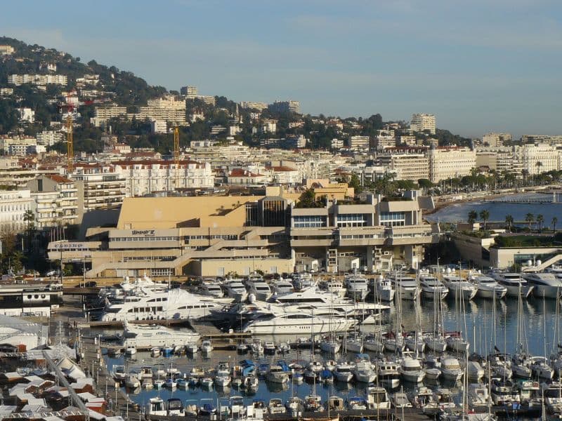 칸 영화제 팔레 데 페스티발 전경