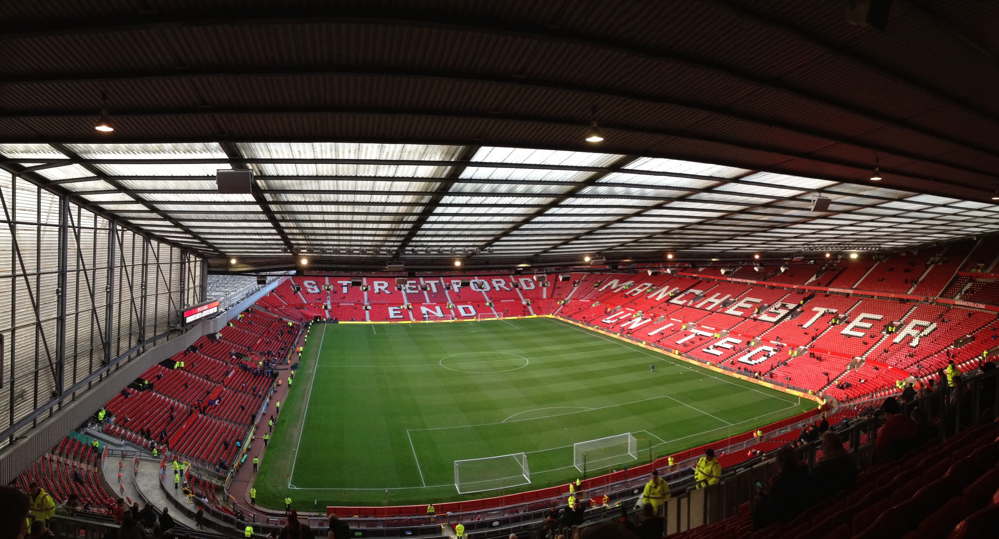 올드 트래포드 내부 — 맨체스터 유나이티드 홈구장