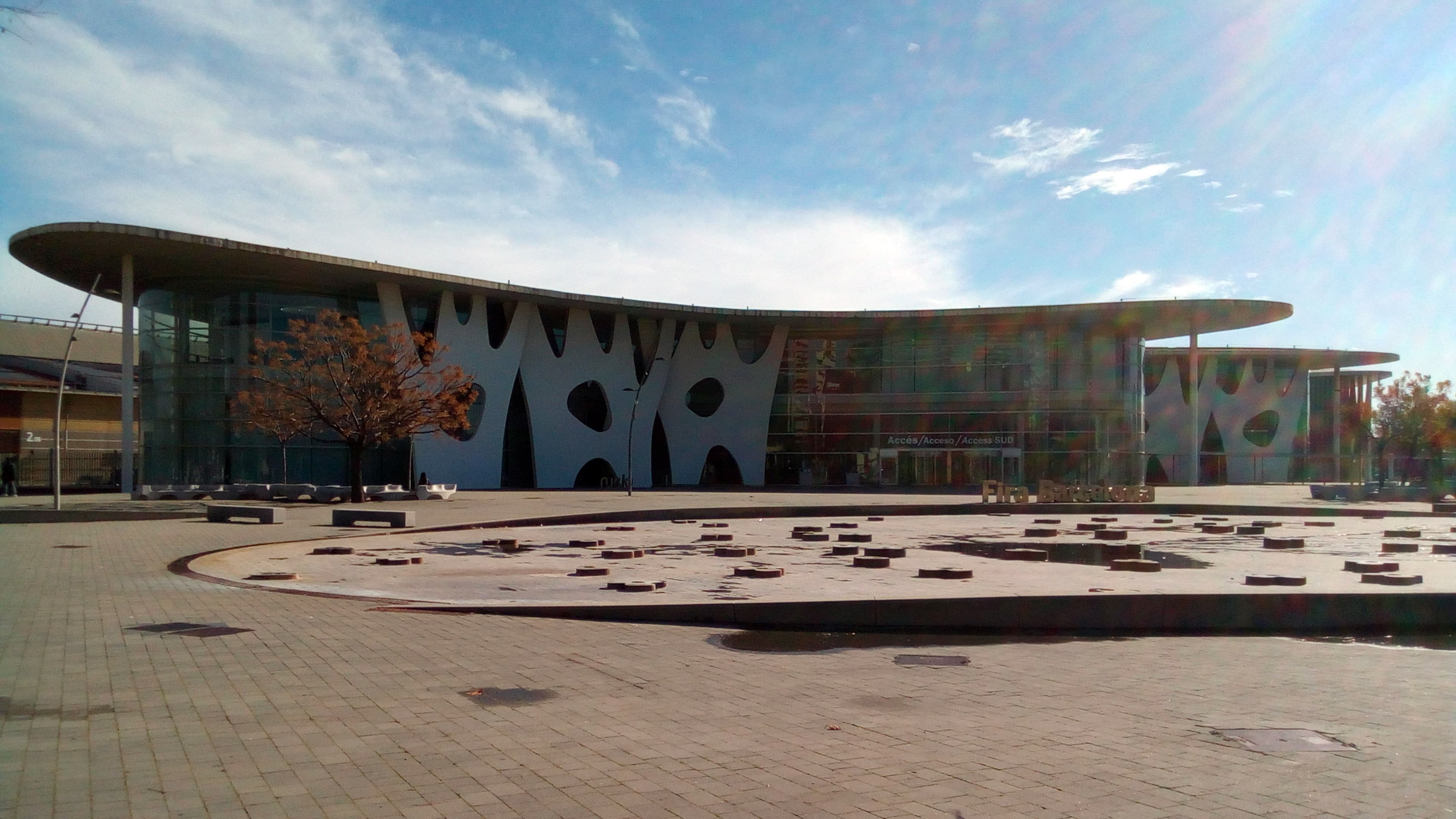 바르셀로나 피라 그란 비아 전시장 전경